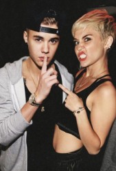 Justin Bieber & Miley Cyrus