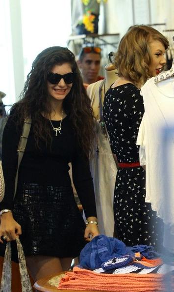 Lorde & Taylor Swift (24)