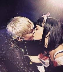 Miley Cyrus & Katy Perry