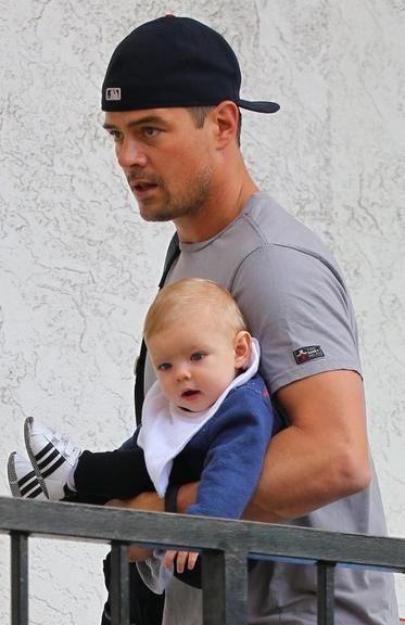 Josh Duhamel su Axl