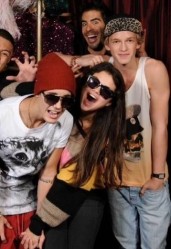 Justin Bieber, Selena Gomez (22) & Cody Simpson
