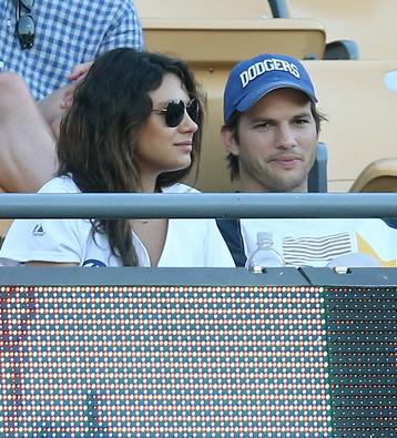 Mila Kunis & Ashton Kutcher