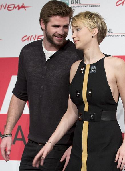 Liam Hemsworth & Jennifer Lawrence