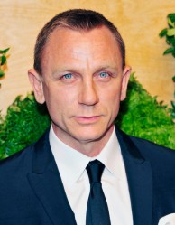 Daniel Craig