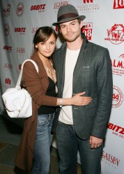 Rachael Leigh Cook & Daniel Gillies