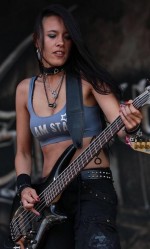 Jen Majura ("Evanescence")
