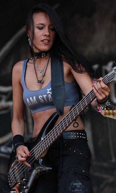 Jen Majura ("Evanescence")