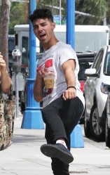 Joe Jonas