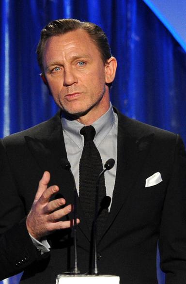 Daniel Craig