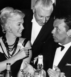 Marilyn Monroe (kairėje) & Frank Sinatra (dešinėje)