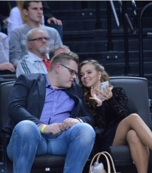 Monika Šalčiūtė (dešinėje)