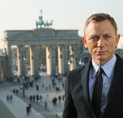 Daniel Craig