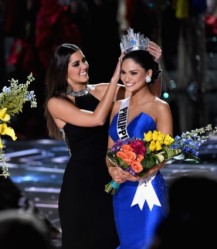 Paulina Vega & Pia Wurtzbach