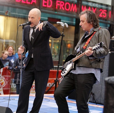 "R.E.M." (2008 m.)