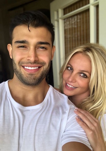 Sam Asghari (25) & Britney Spears