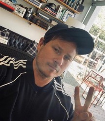 Tom DeLonge