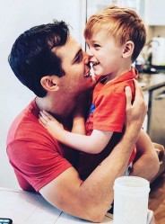 Granger Smith su River Kelly