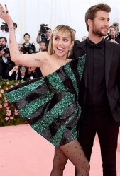 Miley Cyrus & Liam Hemsworth