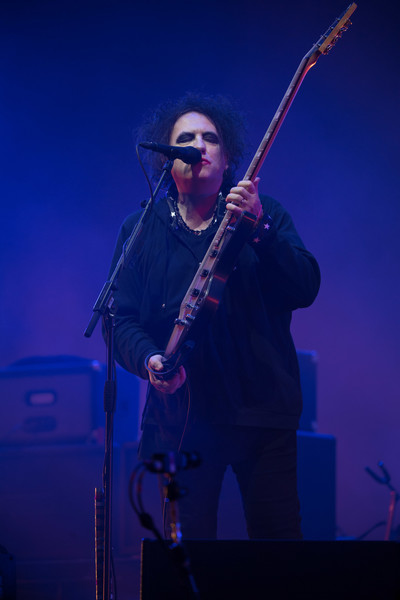Robert Smith ("The Cure")