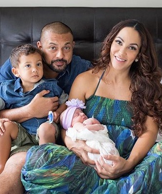 Sean Paul su Levi Blaze & Jodi Stewart su Remi Leigh