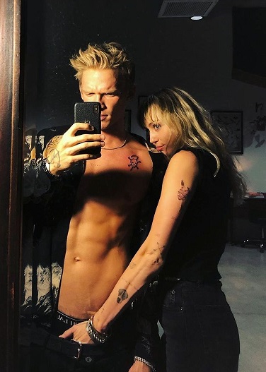 Cody Simpson & Miley Cyrus