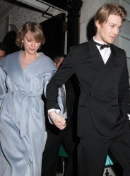Taylor Swift & Joe Alwyn