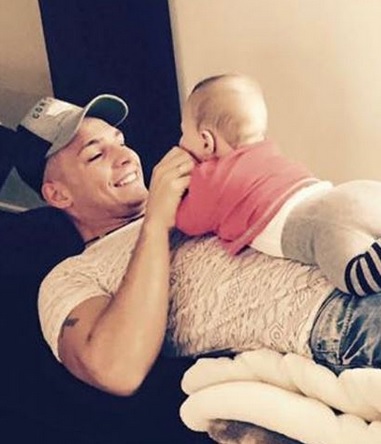 Pietro Lombardi su Alessio (2016 m.)