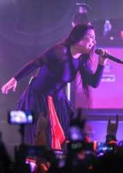 Amy Lee (37, "Evanescence")