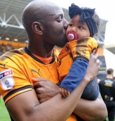 Benik Afobe su Amora