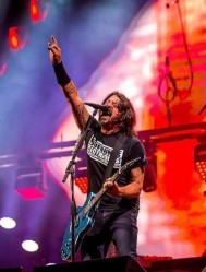 Dave Grohl ("Foo Fighters")