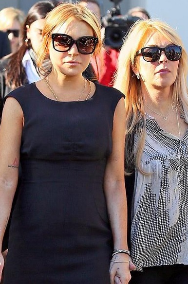 Lindsay & Dina Lohan