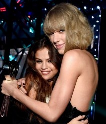 Selena Gomez & Taylor Swift