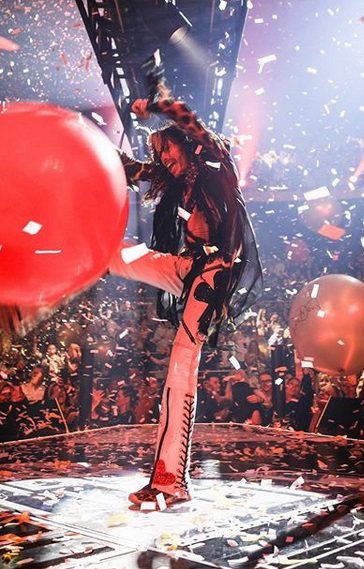 Steven Tyler ("Aerosmith")