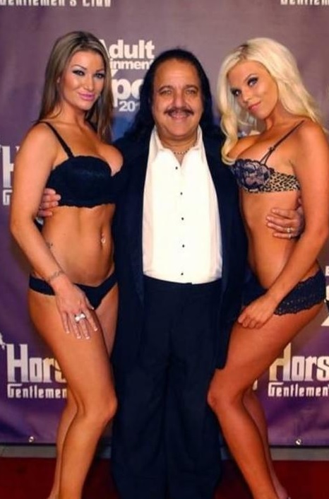Ron Jeremy (c.)