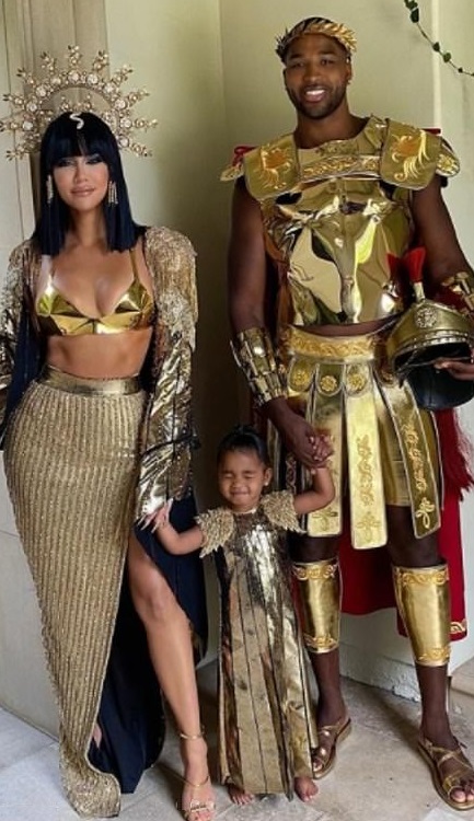 Khloé Kardashian, True & Tristan Thompson