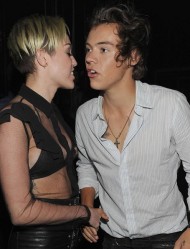 Miley Cyrus & Harry Styles