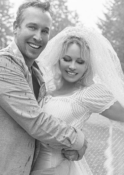 Dan Hayhurst & Pamela Anderson