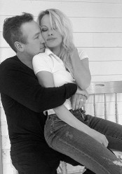 Dan Hayhurst & Pamela Anderson