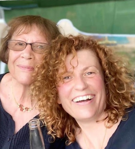 Rossiza Djakovska & Lucy Diakovska