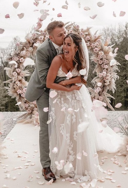 Julian & Sarah Engels