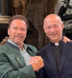 Arnold Schwarzenegger & Toni Faber