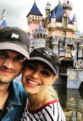 Ashton Kutcher & Mila Kunis