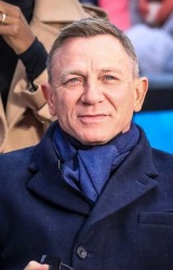 Daniel Craig