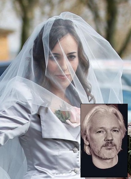 Stella Moris / Julian Assange