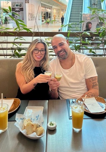 Micaela Mesquita & Adriano