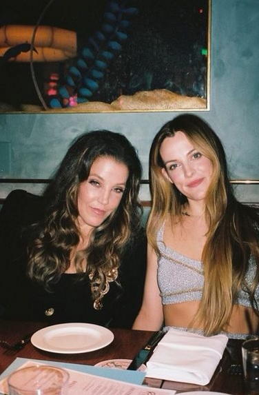 Lisa Marie Presley & Riley Keough