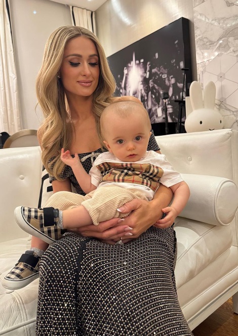 Paris Hilton & Phoenix