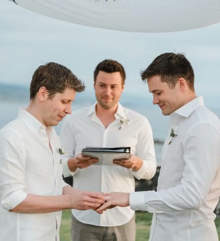 Sam Altman (k.) & Oliver Mulherin (d.)