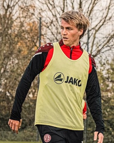 Felix Götze