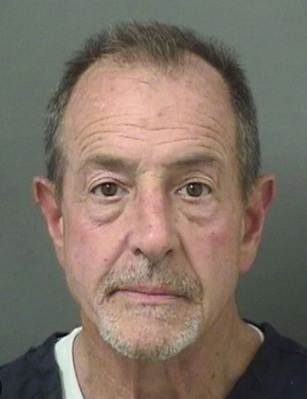 Michael Lohan (policijos foto)